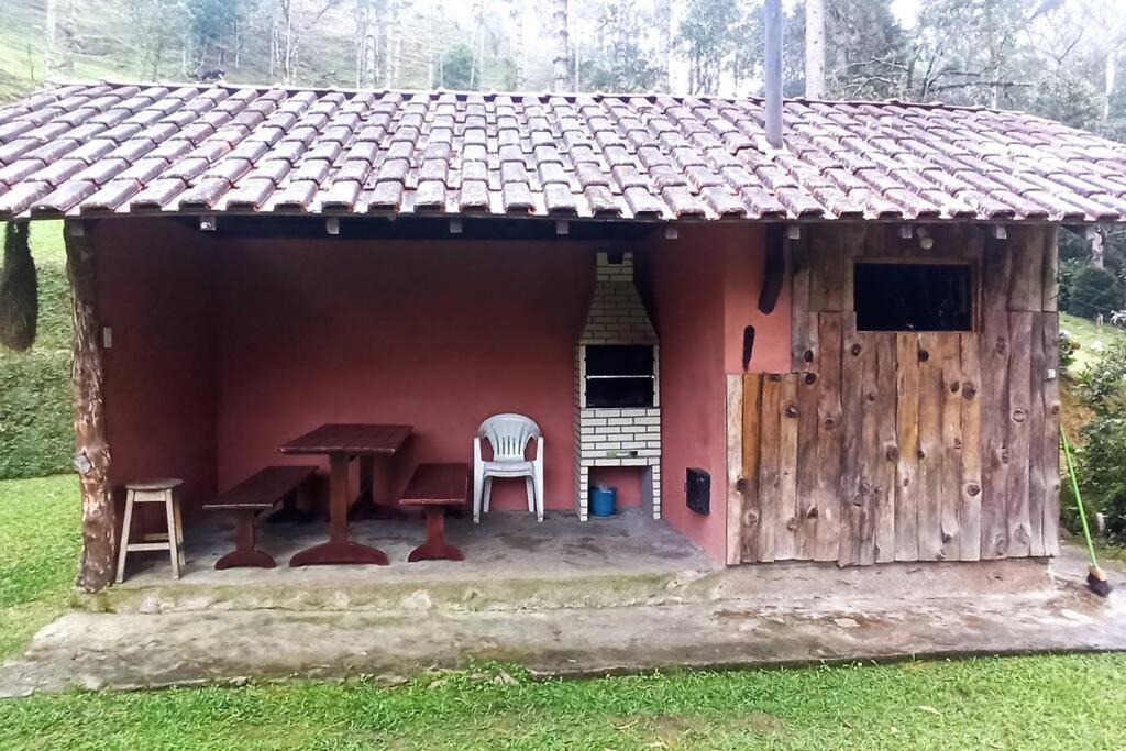 Linda Casa Em Visconde De Maua Perto Da Cachoeira Villa Exterior photo